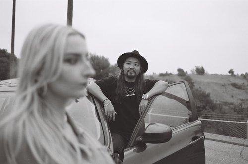 mobile - carousel-hero-element image-5