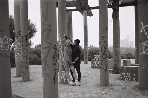 mobile - carousel-hero-element image-4