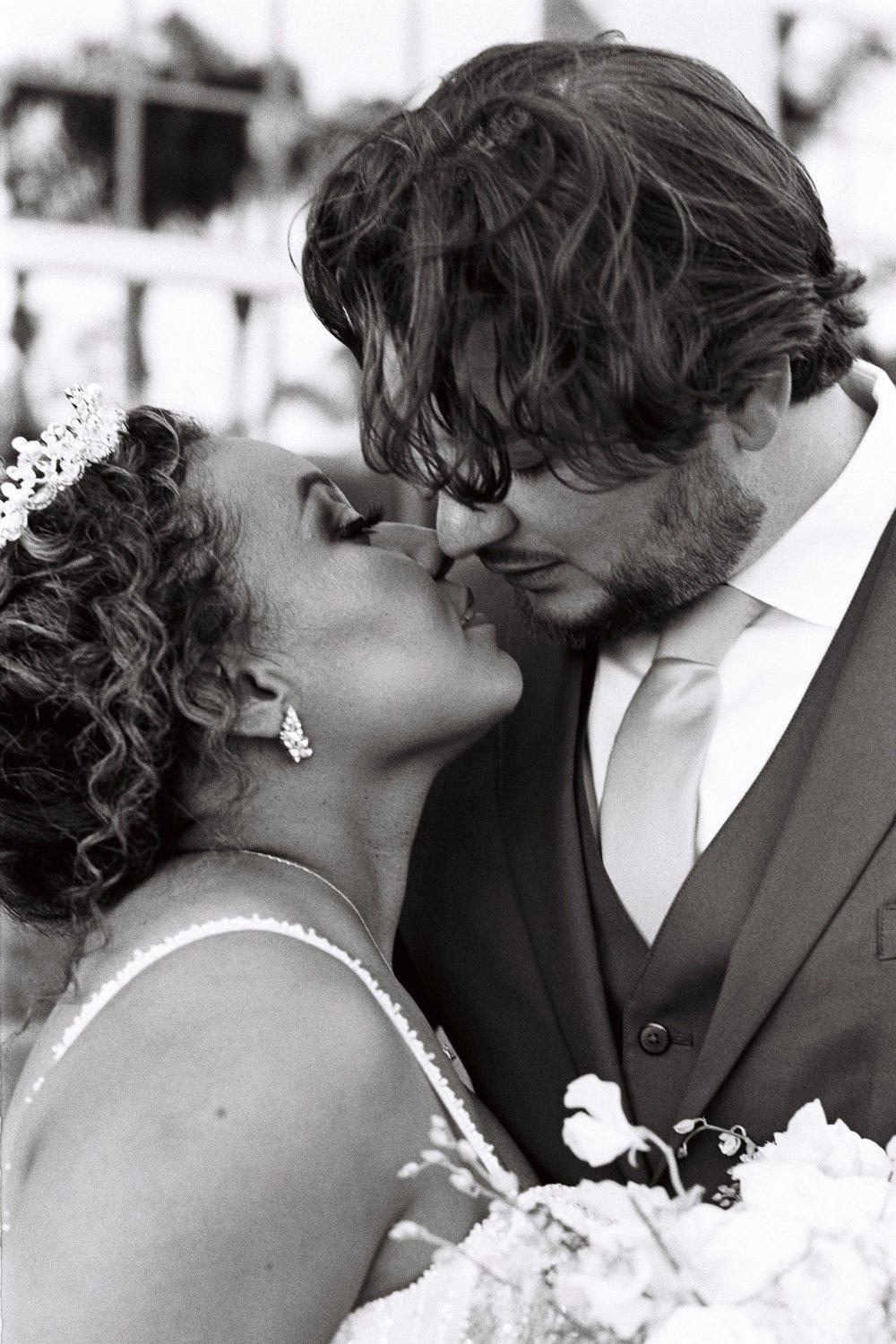 carousel-hero-element image-1