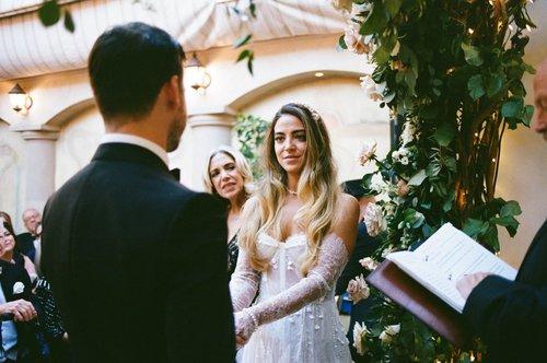 mobile - carousel-hero-element image-0