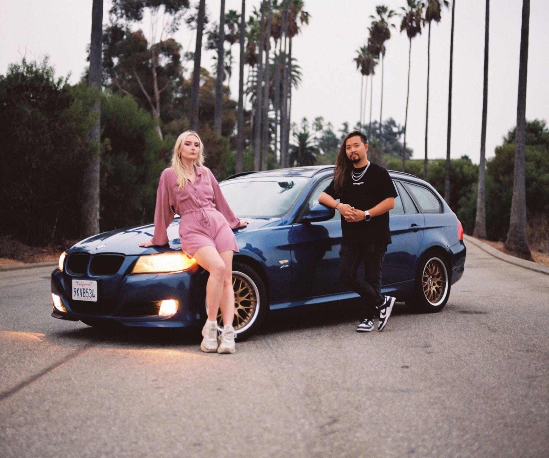 carousel-hero-element image-2