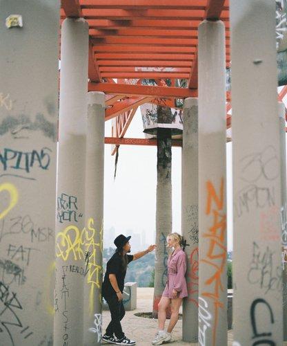 mobile - carousel-hero-element image-1